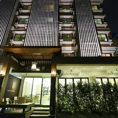 The Sathon Vimanda Hotel Bangkok Bagian luar foto
