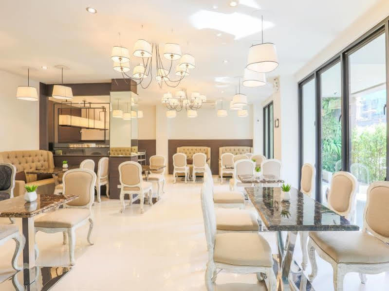 The Sathon Vimanda Hotel Bangkok Bagian luar foto