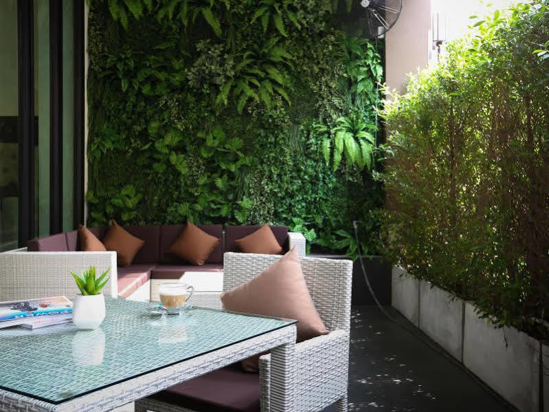 The Sathon Vimanda Hotel Bangkok Bagian luar foto